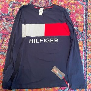 NEW WITH TAGS Tommy Hilfiger shirt